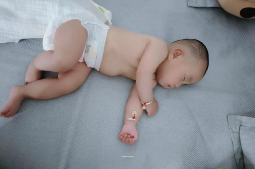 东营宝宝口水多怎么回事